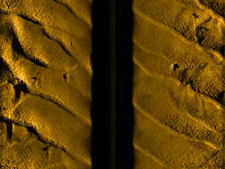 Klein 4 K UHR 900k Hz focused